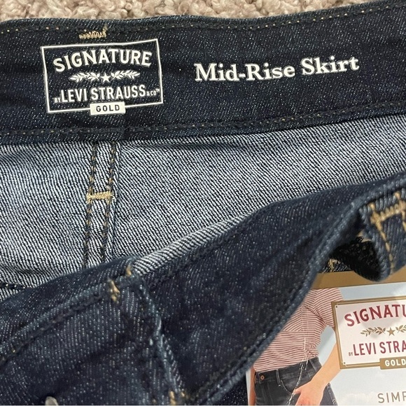 Signature Levi’s Strauss Gold mid-rise skirt size 22 - Picture 6 of 8